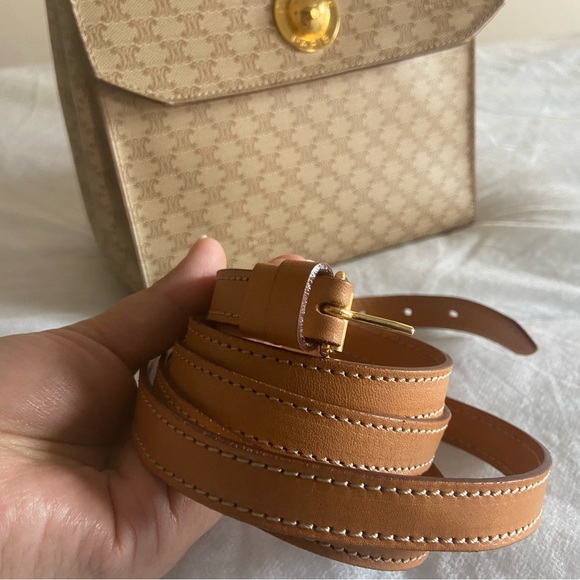 RARE CELINE VINTAGE HANDLE MACADAM BAG 
*Collector's item* - Picture 6 of 17